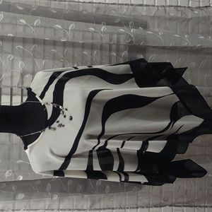 Gorgeous Black & White Blouse